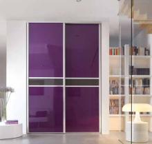 portes coulissantes les placards à portes coulissantes devront être à peu près comme celles ci (couleur également)